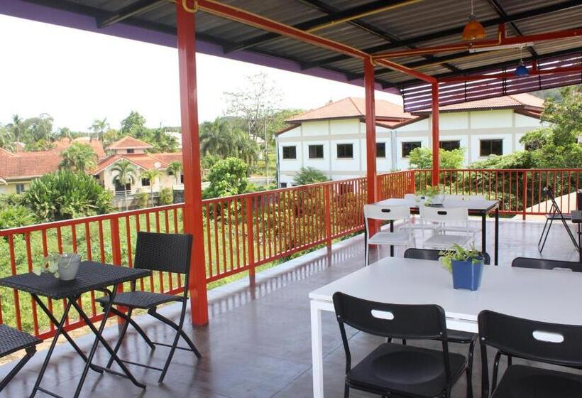 בית מלון כפרי Canal Resort