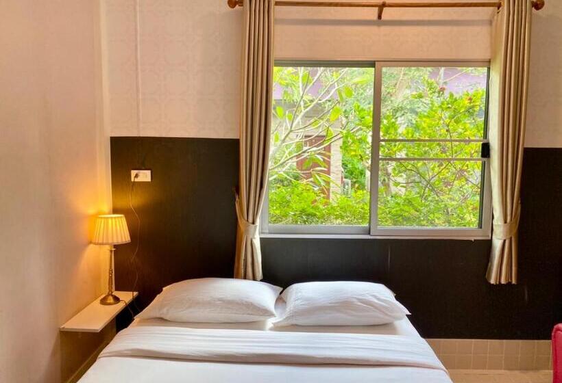 בית מלון כפרי Canal Resort