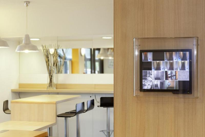 בית מלון כפרי F1 Melun