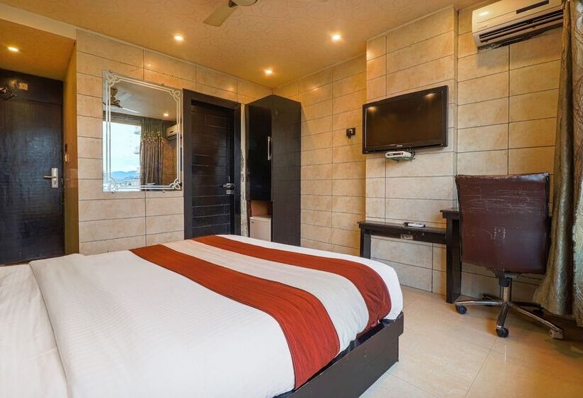 בית מלון כפרי Grand Shiva