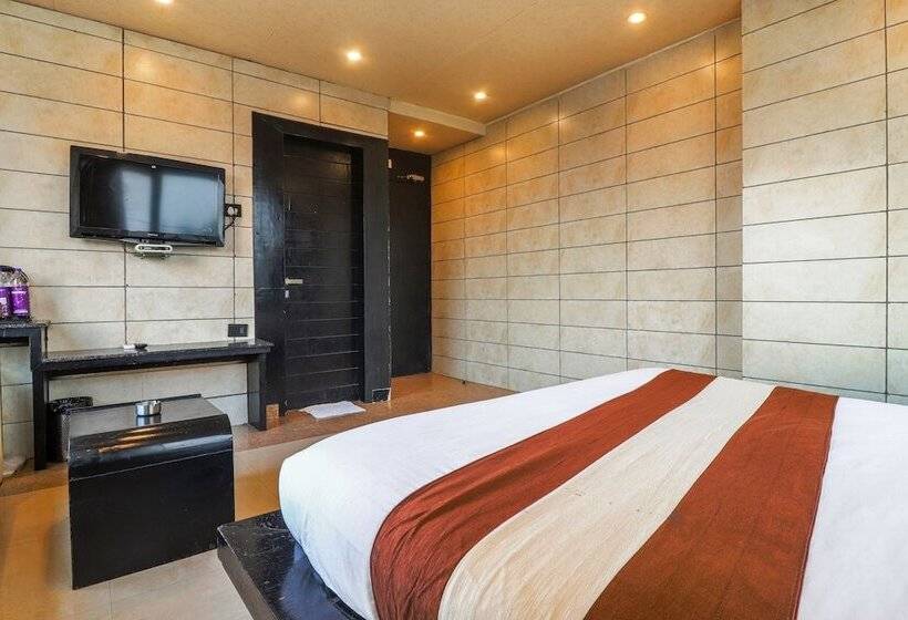 בית מלון כפרי Grand Shiva