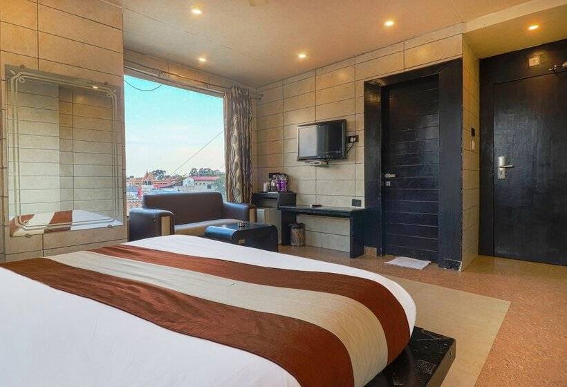 בית מלון כפרי Grand Shiva