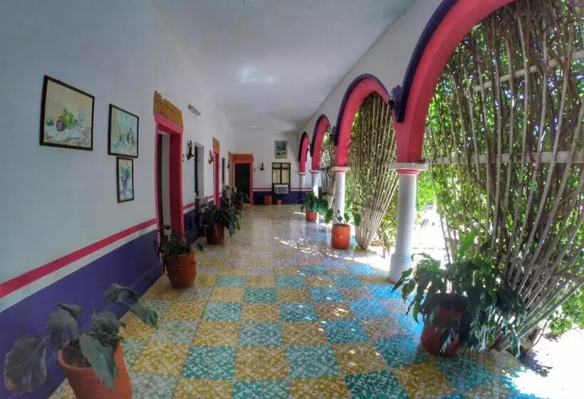 Отель Hacienda Santa Cruz Del Fuerte