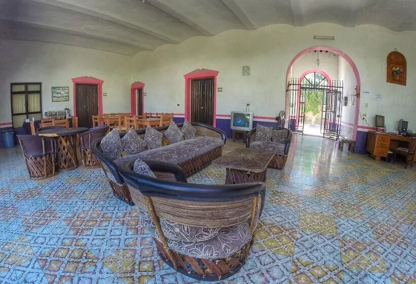 Отель Hacienda Santa Cruz Del Fuerte