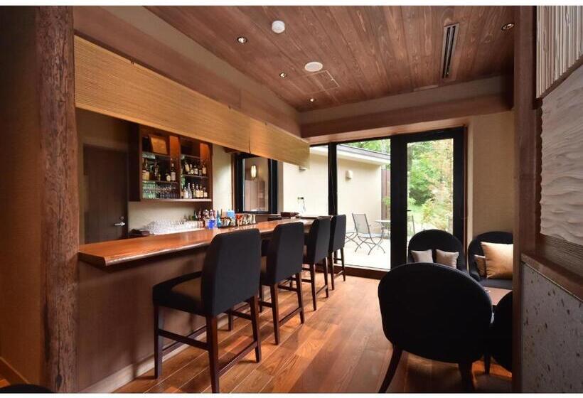 בית מלון כפרי La Vista Akangawa