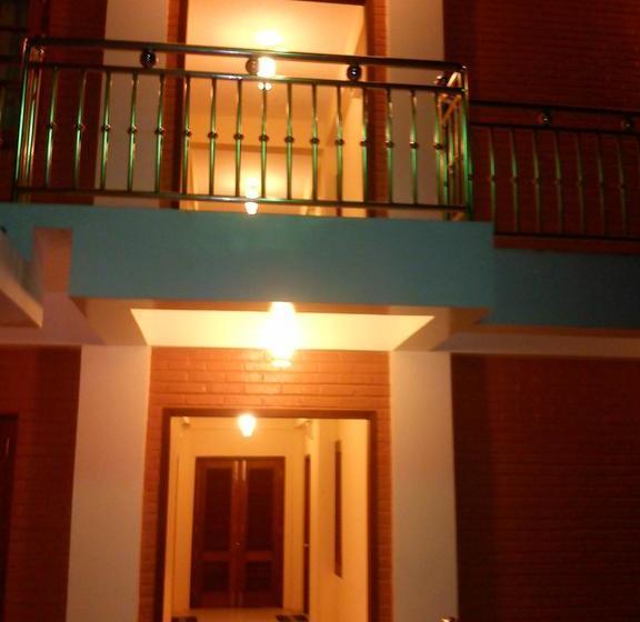 هتل New Large Golden Pot