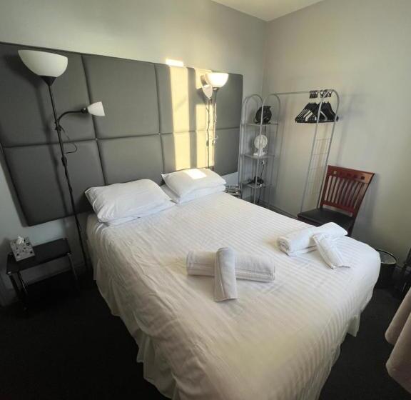 בית מלון כפרי Links Lets Room Only