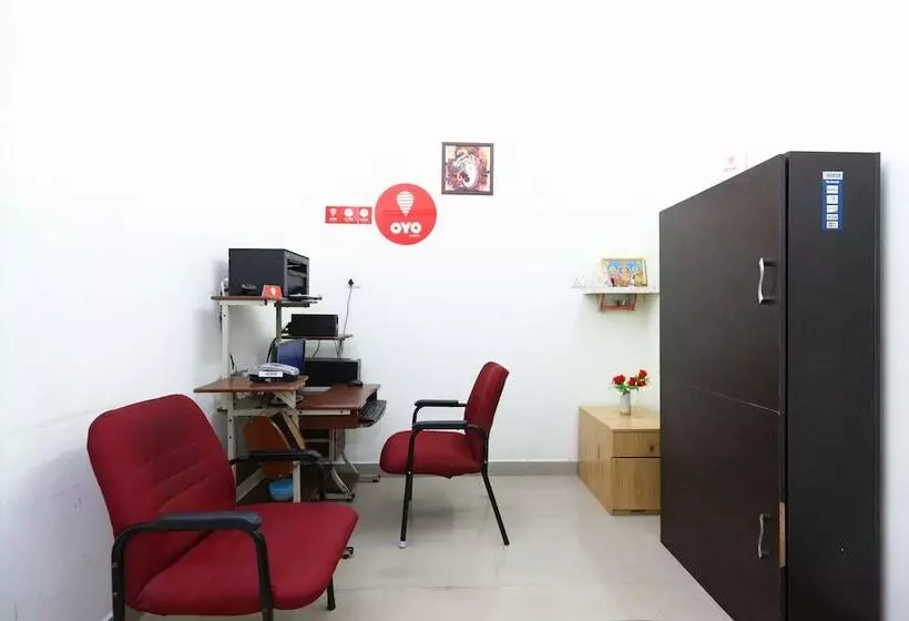 هتل Oyo Rms Omr Siruseri Sipcot Indstrl Prk