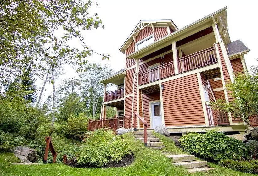 Hotel Tremblant Les Eaux By Les Suites