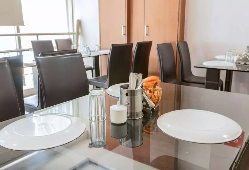 ホテル Zo Rooms Kothaguda Junction