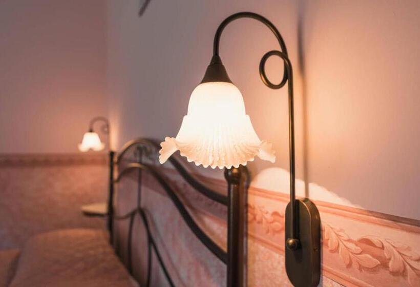 Il Frescale Country House