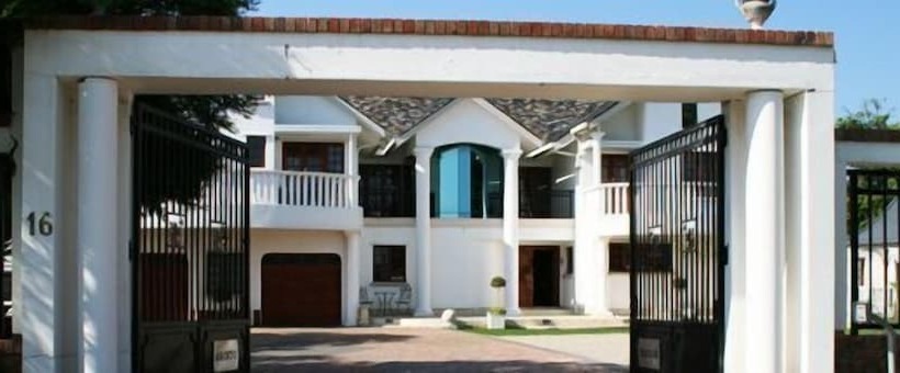 פנסיון Aristo Manor