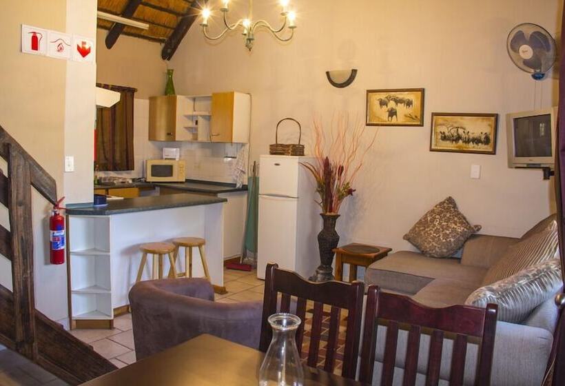 פנסיון Aristo Manor