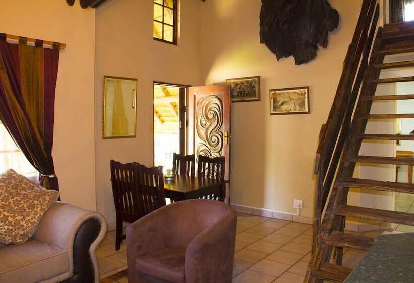 פנסיון Aristo Manor