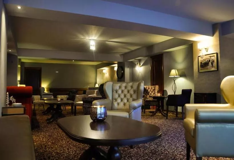 ペンション Paj Hotelul Retreat & Spa