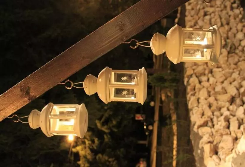 ペンション Paj Hotelul Retreat & Spa