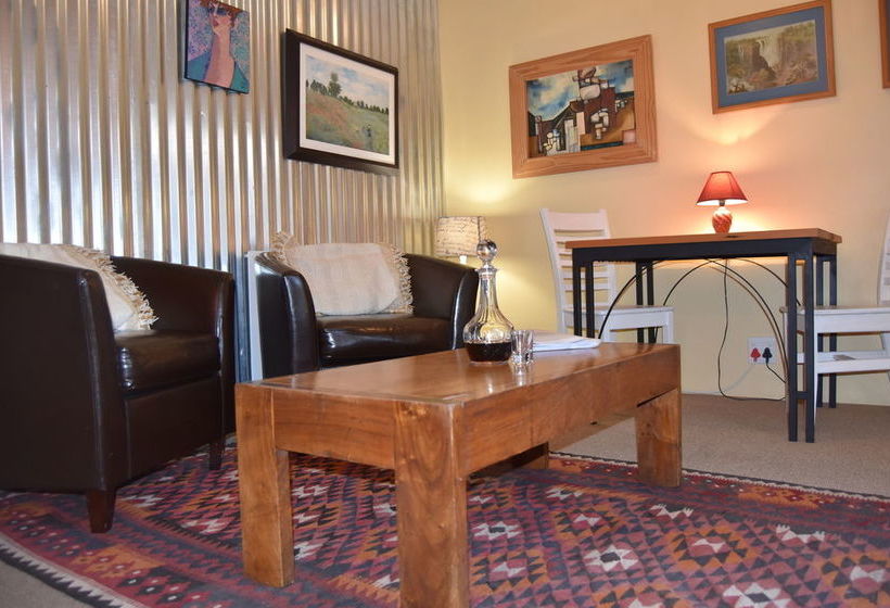 The Clarens Country House