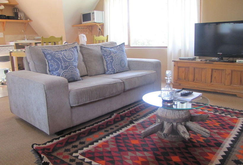 The Clarens Country House