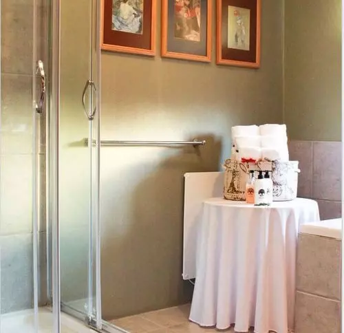 The Clarens Country House