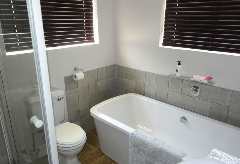 The Clarens Country House