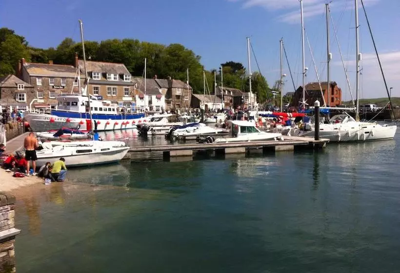 ベッドアンドブレックファースト Cally Croft