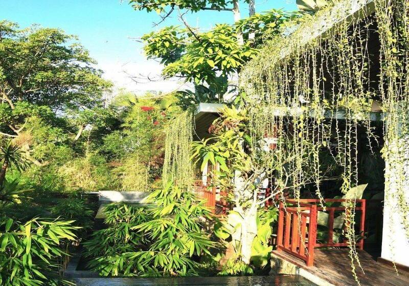 Отель Aqua Bali Villa