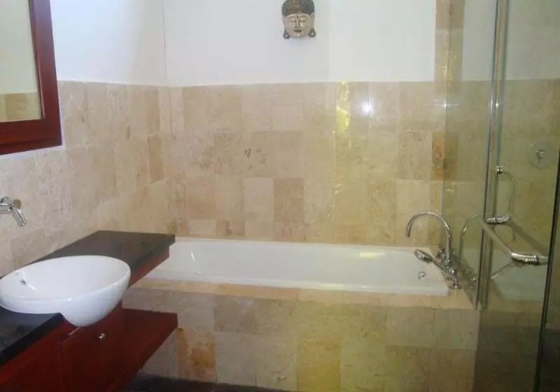 فندق Aqua Bali Villa