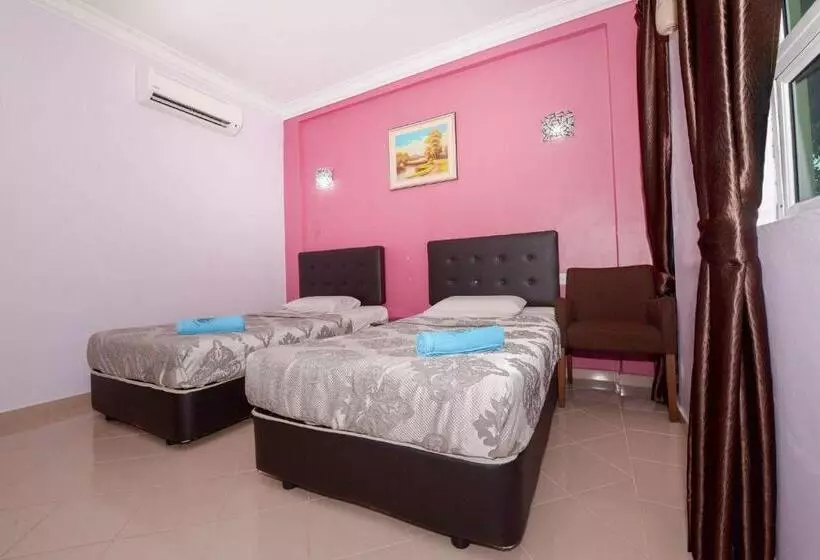 בית מלון כפרי Chenang Inn