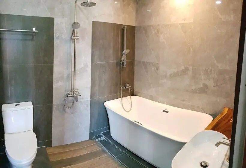 Hotelli Chenang Inn