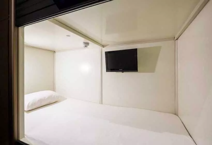 Capsule Hotel Cube Hiroshima