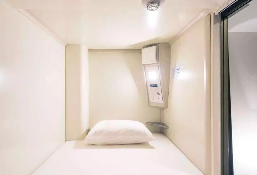 Capsule Hotel Cube Hiroshima