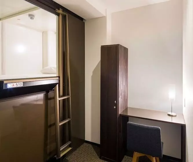 Capsule Hotel Cube Hiroshima