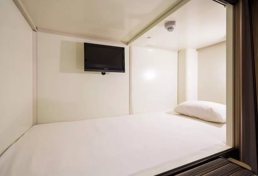 Capsule Hotel Cube Hiroshima