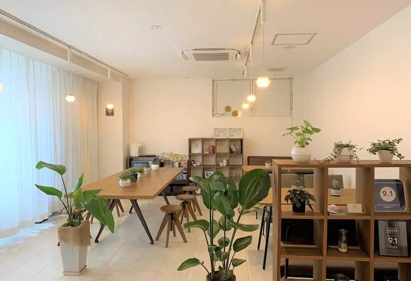 Capsule Hotel Cube Hiroshima