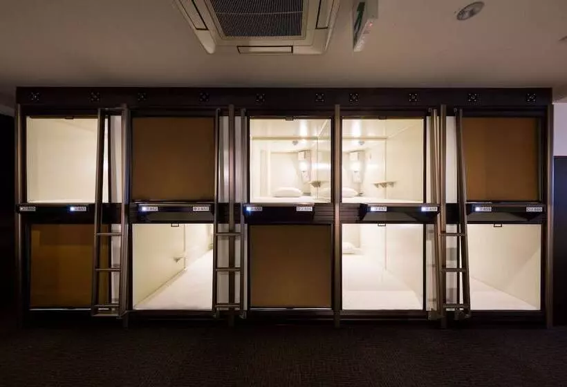 Capsule Hotel Cube Hiroshima