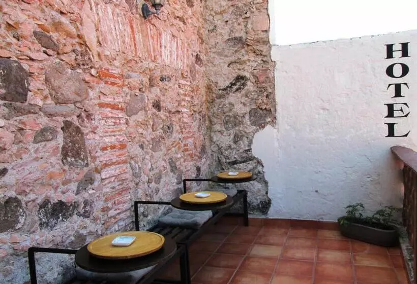 Отель Damiana Boutique