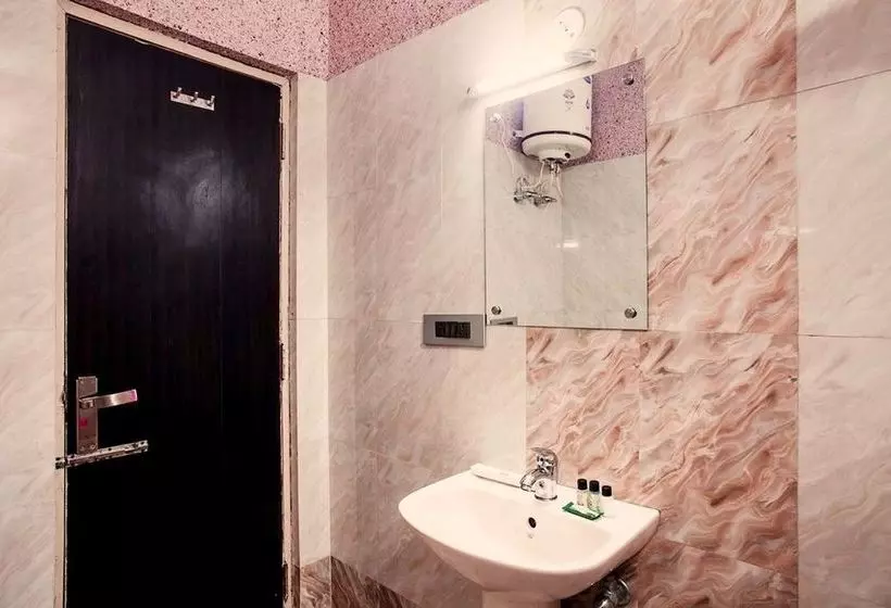 בית מלון כפרי Genx Sundaram Haldwani