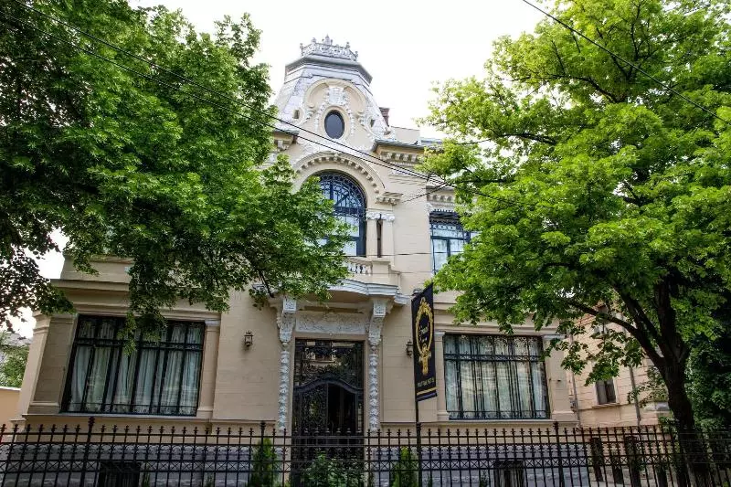 هتل Grand Boutique