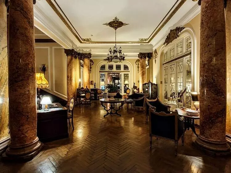 هتل Grand Boutique