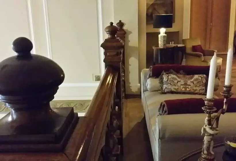 هتل Grand Boutique