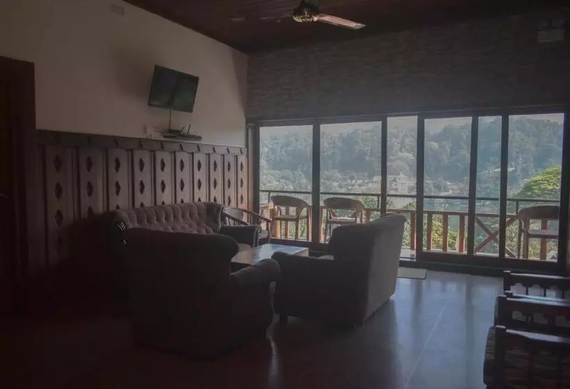 Hotel Heaven Seven Kandy