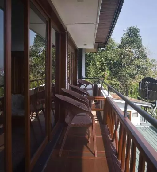 Hotel Heaven Seven Kandy