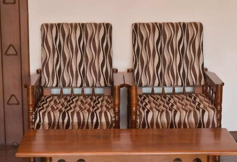 Hotel Heaven Seven Kandy