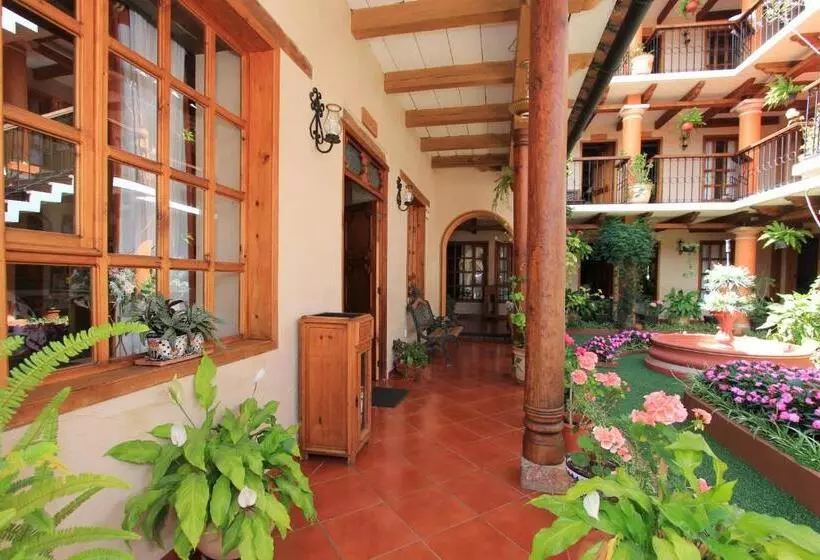 Отель La Casa De Mamá