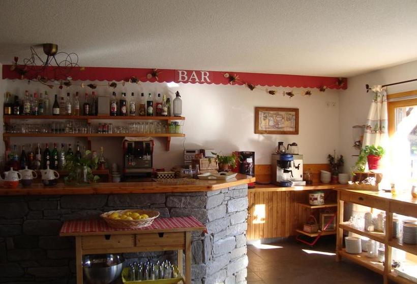 Sunweb Hotel Et Chalet De L  Ecrin Des Neiges