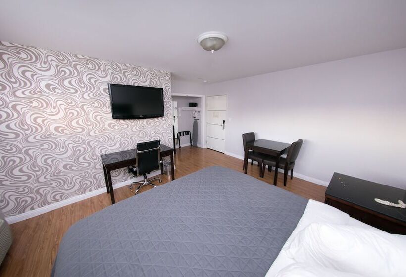 בית מלון כפרי Metropolitan Inn & Suites