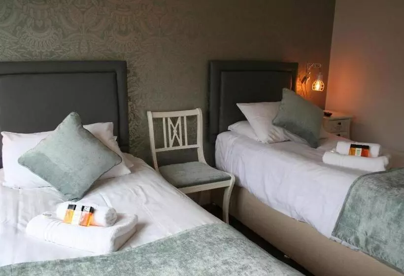 هتل The Lady Elizabeth