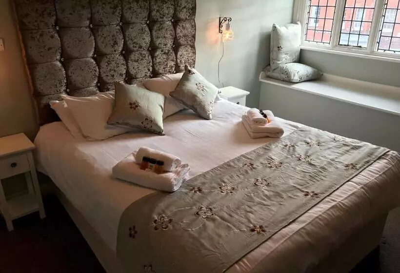 هتل The Lady Elizabeth