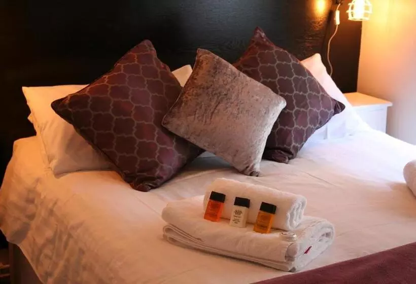 هتل The Lady Elizabeth