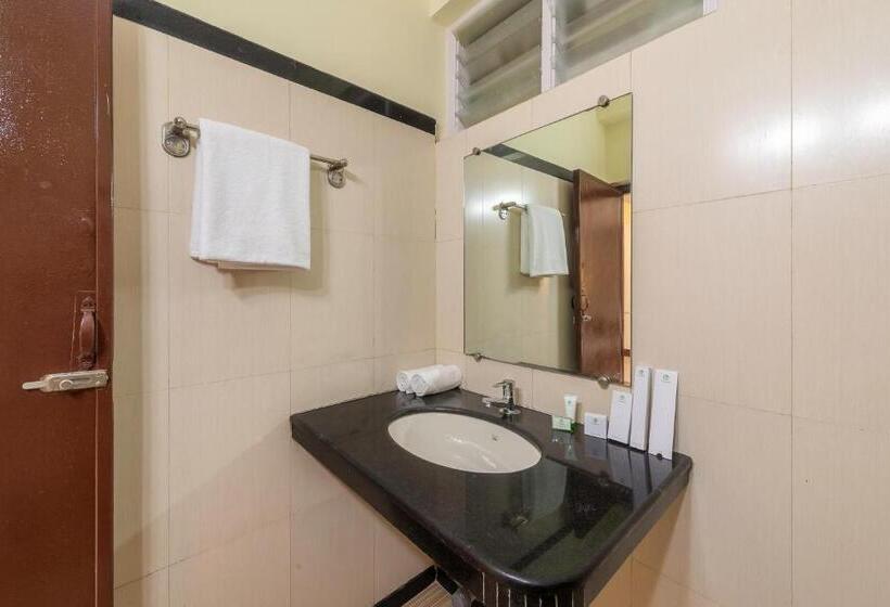 호텔 Treebo Green Park